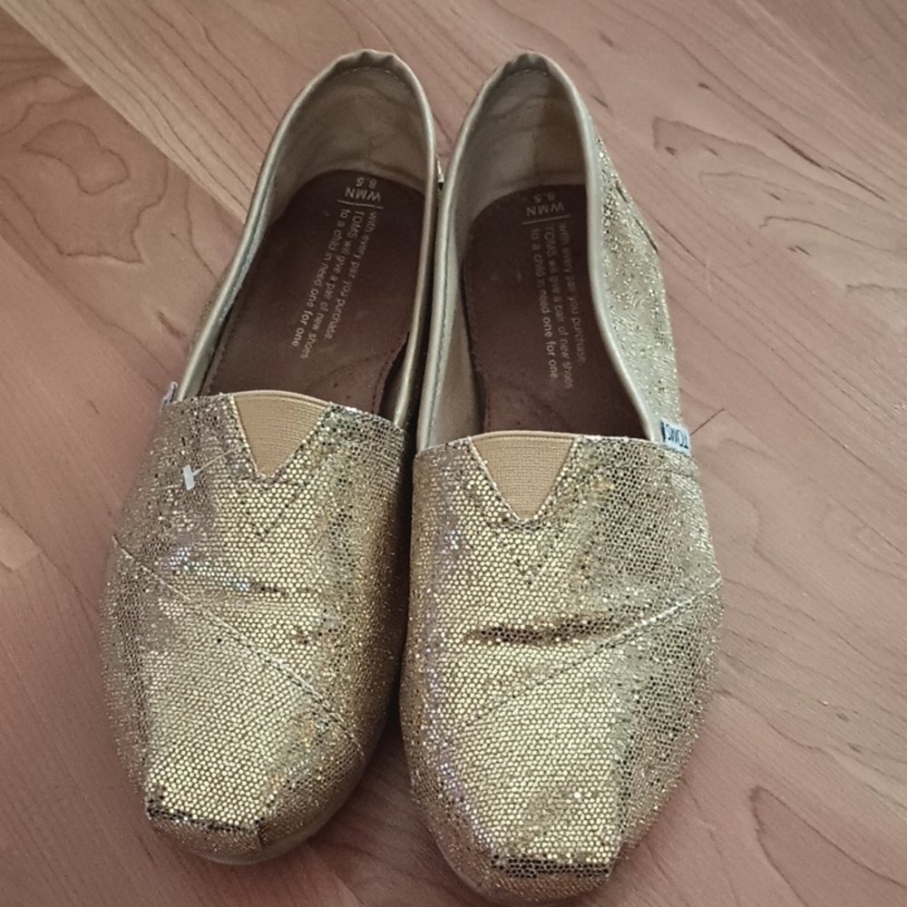 Toms Women's Gold Sparkle Flats